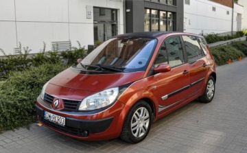 Renault Scenic II 2.0 i 16V 136KM 2004 Renault Scenic 2,0 (136KM) 2.0 Benzyna 136KM