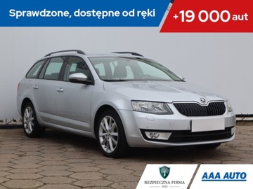 Skoda Octavia III Kombi 2.0 TDI CR DPF 150KM 2015 Skoda Octavia 2.0 TDI, Salon Polska, DSG, Klima