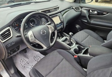 Nissan Qashqai II Crossover 1.2 DIG-T 115KM 2015 Nissan Qashqai Kamery 360 Nawigacja 2xCzujniki Parkowania Panorama 1.2, zdjęcie 6