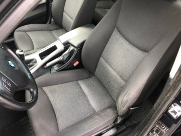 BMW Seria 3 E90-91-92-93 Touring E91 2.0 318i 129KM 2006 BMW 318i XENON KLIMA ALU HAK GRZANE FOTELE IDEALNY STAN Z NIEMIEC, zdjęcie 9