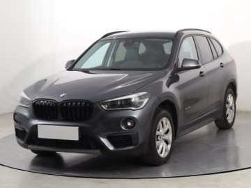 BMW X1 F48 2016 BMW X1 sDrive18d, Automat, Navi, Klima, zdjęcie 1