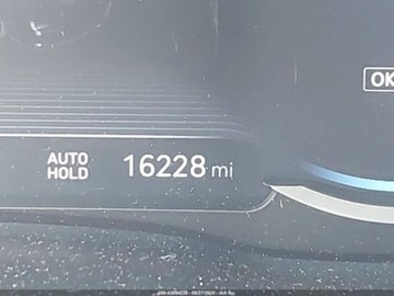  Genesis G80 2.5T 2024 2.5 Benzyna 300KM, zdjęcie 11