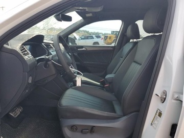 Volkswagen Tiguan III 2024 Volkswagen Tiguan Se R-Line Black 2024 2.0 Benzyna 184KM, zdjęcie 7