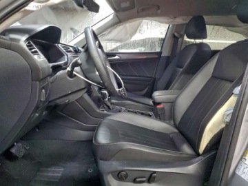 Volkswagen Tiguan II 2022 Volkswagen Tiguan 2022 VOLKSWAGEN TIGUAN SE 2.0 Benzyna 184KM, zdjęcie 6