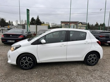 Toyota Yaris III Hatchback 5d Facelifting 1.33 Dual VVT-i 99KM 2015 Toyota Yaris 1.3 benz 99KM|Klima|Isofix|Salon PL, zdjęcie 4