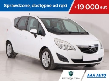 Opel Meriva II Mikrovan 1.4 Twinport ECOTEC 100KM 2011 Opel Meriva 1.4 i, Klima, Tempomat