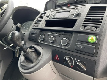 Volkswagen Caravelle T5 Caravelle Facelifting długi rozstaw osi 2.0 TDI 140KM 2014 Volkswagen Transporter 2.0-140KM 9-osob Model 2015, zdjęcie 2