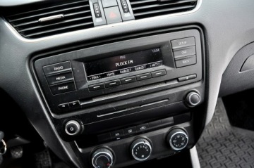 Skoda Octavia II Kombi Facelifting 1.6 TDI CR DPF 105KM 2013 Škoda Octavia Skoda Octavia 1.6 TDI 105KM Klima, zdjęcie 24