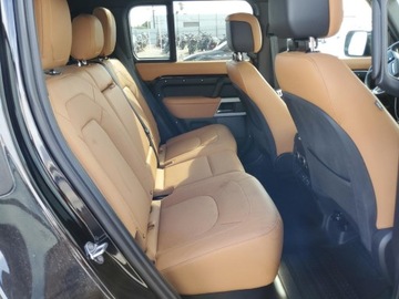 Land Rover Defender IV (L663) 2024 Land Rover Defender 110 SE 2024 5.0l 5.0 Benzyna 518KM, zdjęcie 11