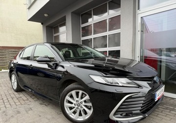 Toyota Camry IX Sedan 2.5 Hybrid Dynamic Force 218KM 2021 Toyota Camry salon Polska, serwis ASO, FV-VAT23, Gwarancja 2.5 Hybryda, zdjęcie 20