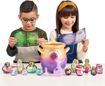 Игрушка с волшебным котлом-распылителем.
