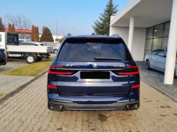 BMW X7 SUV Facelifting 3.0 40i 381KM 2025 BMW X7 xDrive40i Sport Suv 3.0 (381KM) 2025, zdjęcie 4