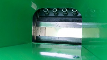РОЛИКОВАЯ ИЗМЕЛЬЧИТЕЛЬНАЯ МАШИНА ZIKO XR70N4blades