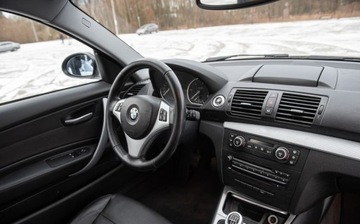 BMW Seria 1 E81/E87 Coupe E82 120d 177KM 2007 BMW Seria 1 2.0D 177KM Lift NaVi Skora Alu Pdc Full Serwis ASo Gwarancjia, zdjęcie 24
