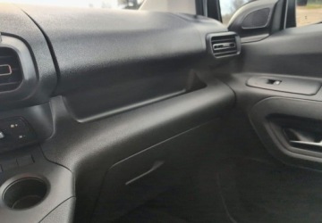 Citroen Berlingo III Osobowy M 1.2 PureTech 110KM 2023 Citroen Berlingo M 1.2 PureTech Feel SS N1 SalonPL FVat Od Reki 1.2, zdjęcie 29