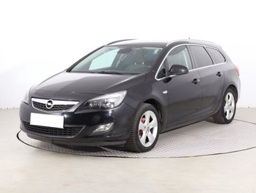 Opel Astra J Sports Tourer 1.4 Turbo ECOTEC 140KM 2011 Opel Astra 1.4 T, Navi, Klima, Klimatronic, zdjęcie 1