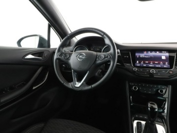 Opel Astra K Sports Tourer 1.4 Turbo 150KM 2018 Opel Astra Kamera, Navi, Podg.fotele, Aut.klima,, zdjęcie 15