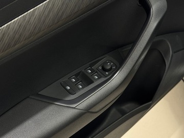 Skoda Karoq Crossover Facelifting 2.0 TDI SCR 150KM 2022 Skoda Karoq Style 4x4 / Ambiente / Kamera cofania, zdjęcie 19