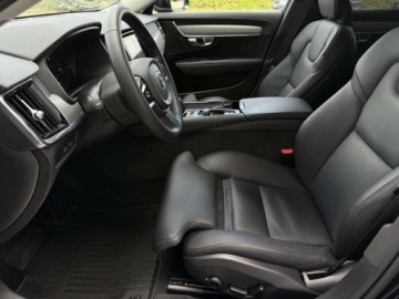 Volvo V90 II Plug-In Facelifting 2.0 T8 Plug-In Hybrid 455KM 2023 Volvo V90 2.0 PHEV T8 AWD 455 KM Plus Bright LED Hak Harman-Kardon SSU, zdjęcie 14