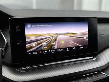 Skoda Octavia IV Kombi 2.0 TDI SCR 200KM 2022 Skoda Octavia 2.0TDI 200KM 4X4 RS DSG l DCC, Chall, zdjęcie 20