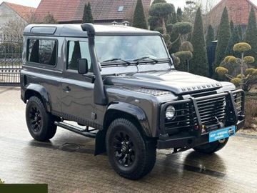 Land Rover Defender III 90 Station Wagon 2.2 TD4 122KM 2016 Land Rover Defender Limited Edition 90 DPF E 122KM 2016r możliwa zamiana, zdjęcie 1