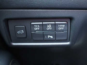 Mazda CX-5 I SUV Facelifting 2.0 SKYACTIV-G 160KM 2017 Mazda CX-5 2.0 Skyactiv-G, Salon Polska, zdjęcie 16