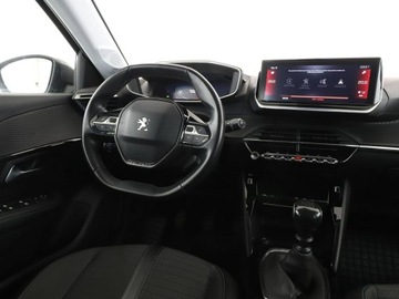 Peugeot 208 II Hatchback 1.2 PureTech 102KM 2019 Peugeot 208 virtual cocpit klima auto czujniki, zdjęcie 15