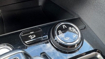 Peugeot 3008 II Crossover 1.6 THP 165KM 2018 Peugeot 3008 GT Line, Automat, Bezwypadkowy GWARANCJA 1.6 Benzyna, zdjęcie 34