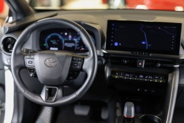 Toyota C-HR II SUV 2.0 Hybrid Dynamic Force 197KM 2023 Toyota C-HR 2.0 Hybrid Dynamic Force Style AWD 2.0 Hybryda 197KM, zdjęcie 23