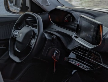 Peugeot 2008 II SUV 1.2 PureTech 130KM 2020 Peugeot 2008 Navi Tempomat Serwis Gwarancja 1.2 Benzyna 130KM, zdjęcie 21