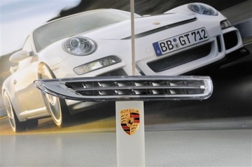 Porsche Cayenne 958 Reflektor zintegrowany, LED, R