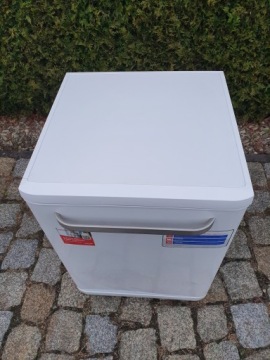 Отдельностоящая посудомоечная машина Sharp QW-DX41F47EW белый