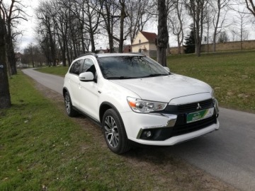 Mitsubishi ASX I SUV Facelifting 2015 1.6 DI-D 114KM 2016 Mitsubishi ASX 1.6 HDI 4WD Intense