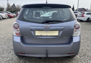 Toyota Verso Minivan 1.6 Valvematic 132KM 2009 Toyota Verso Przygotowany do rejestracji 1.6 Benzyna 132KM, zdjęcie 4