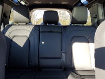 Land Rover Defender IV (L663) 2025 Land Rover Defender 110 X-Dynamic SE 2025 3.0l 3.0 Benzyna 395KM, zdjęcie 10