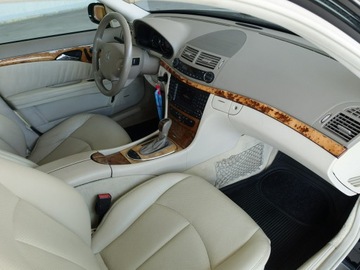 Mercedes Klasa E W211 Sedan W211 3.5 V6 (350) 272KM 2005 Mercedes E 350 3.5 V6 270KM/Beżowe skóry/ I, zdjęcie 20