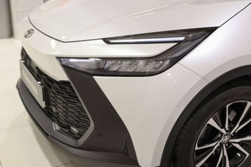 Toyota C-HR II SUV 2.0 Hybrid Dynamic Force 197KM 2023 Toyota C-HR 2.0 Hybrid Dynamic Force Style AWD 2.0 Hybryda 197KM, zdjęcie 21