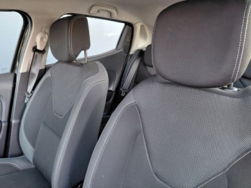 Renault Clio IV Grandtour Facelifting 1.5 Energy dCi 75KM 2017 Renault Clio Navi Full LED PDC Alu Komputer 1.5 Diesel 75KM, zdjęcie 9