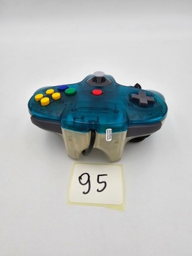 КОНСОЛЬ NINTENDO 64, ЕВРОПЕЙСКАЯ ВЕРСИЯ, ПРОЗРАЧНАЯ СИНЯЯ + ОРИГИНАЛЬНЫЕ АКСЕССУАРЫ