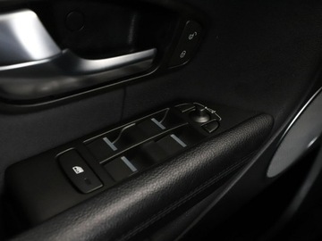 Land Rover Range Rover Evoque I SUV 5d Facelifting 2.0D TD4 150KM 2018 Land Rover Range Rover Evoque 2.0 Td4 Automat 4WD, zdjęcie 33