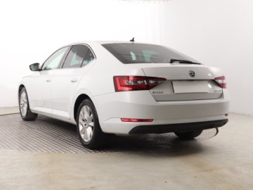 Skoda Superb III Liftback 1.8 TSI 180KM 2016 Skoda Superb 1.8 TSI, Salon Polska, Serwis ASO, zdjęcie 3