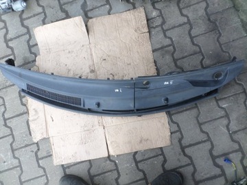 TOYOTA YARIS II 06-12 PODSZYBIE PRAWE EUROPA