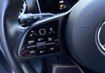 Mercedes Klasa A W177/V177 Hatchback 1.5 180d 116KM 2018 Mercedes-Benz Klasa A 1.5D NAVI automat VITRUAL LED BEZWYPADKOWY zarej, zdjęcie 25