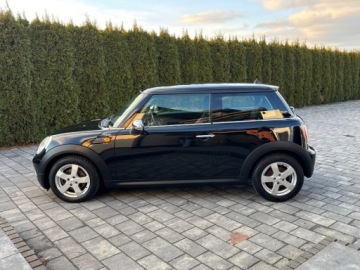 Mini One II Hatchback 1.4 95KM 2010 MINI ONE 1.4 Benz, Zadbany, Bogato Wyposazony 1.4 Benzyna 95KM, zdjęcie 9