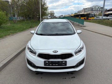 Kia Ceed II Kombi Facelifting 1.6 GDI 135KM 2017 KIA CEED 1.6 BENZYNA ALU ANDROID NAVI GRZANE FOTELE PARKTRONIC Z NIEMIEC, zdjęcie 1