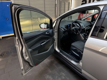 Ford C-MAX II Minivan 2.0 TDCi 140KM 2013 Ford C-MAX przestronne oraz bezpieczne auto ktore malo pali i sie nie psuje, zdjęcie 7