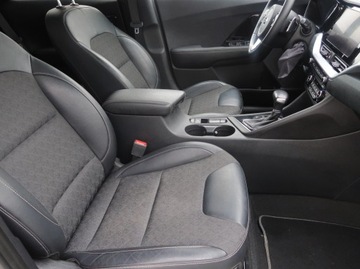 Kia Niro I Crossover Facelifting 1.6 GDi Hybrid 141KM 2021 Kia Niro Plug-in Hybrid, Automat, Skóra, Navi, zdjęcie 8