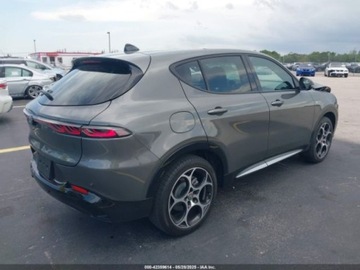 Alfa Romeo 2024 Alfa Romeo Tonale TI EAWD 2024 1.3l 1.3 Hybryda 180KM, zdjęcie 5