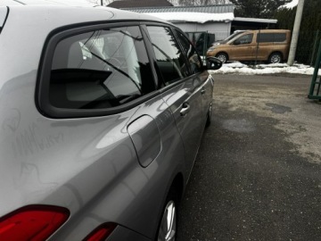 Peugeot 308 II SW Facelifting 1.5 BlueHDI 130KM 2020 Peugeot 308 SW Raty Zamiana Gwarancja oszczędny, zdjęcie 7