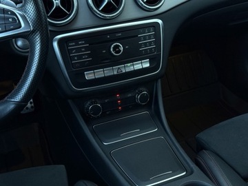 Mercedes CLA C117 Coupe Facelifting 1.6 200 156KM 2017 Mercedes-Benz CLA CLA200 AMG 156 KM Full LED CarPlay Salon PL Gwarancja SSU, zdjęcie 22